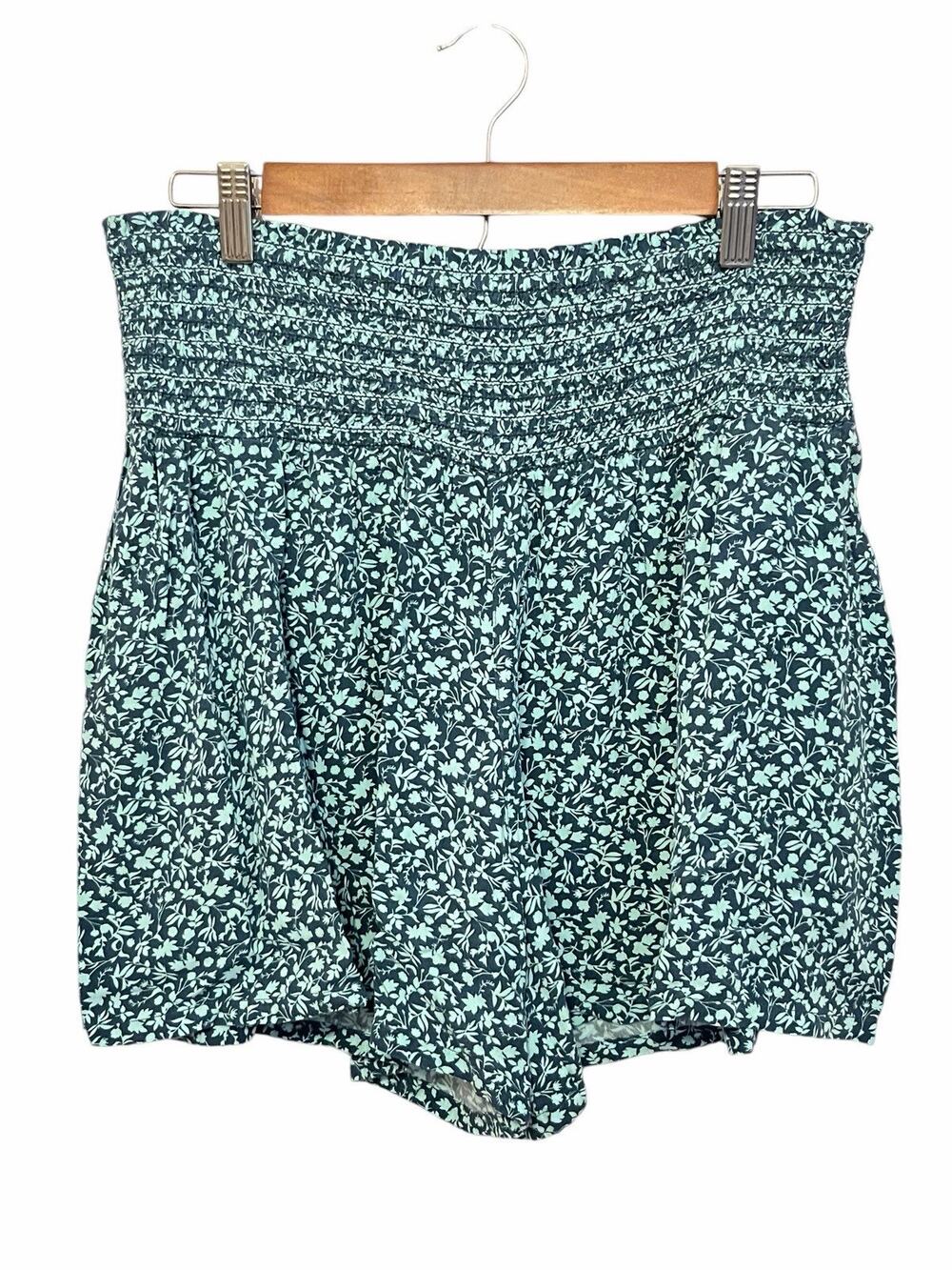 Carve Designs Leah Shorts •M• Floral Pull On Pockets Lightweight Blue Floral